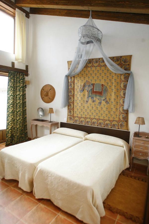 Hotel Albergue Bioclimatico Sabinares Del Arlanza Puentedura Oda fotoğraf